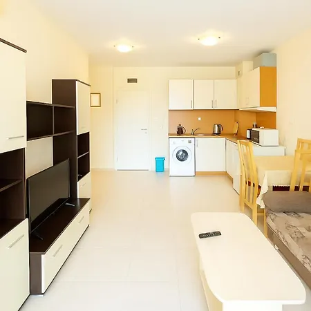 Harmony Suites-1 Private Apartment 424 *