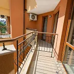 Harmony Suites-1 Private 42а * Slantschew brjag