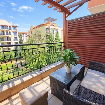 Apartment Harmony Suites-1 Private 42а Slantschew brjag